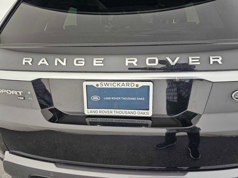 Used 2020 Land Rover Range Rover Sport HSE image 13