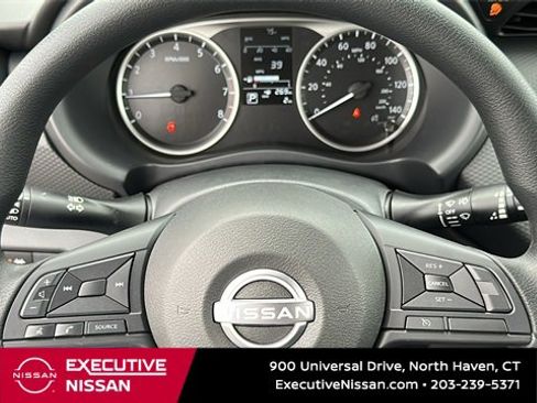 New 2025 Nissan Kicks Play S image 11