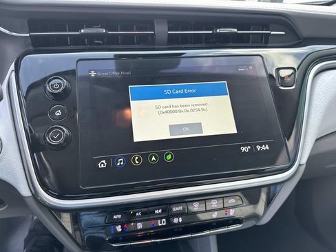 Used 2023 Chevrolet Bolt EUV Premier w/ Sun & Sound Package FWD image 25