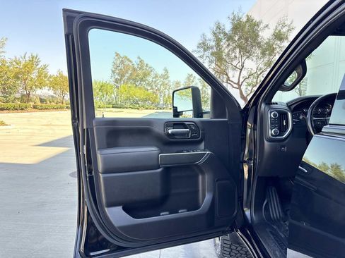 Used 2023 GMC Sierra 2500 AT4 w/ Gooseneck/5TH Wheel Package AWD/4WD image 22