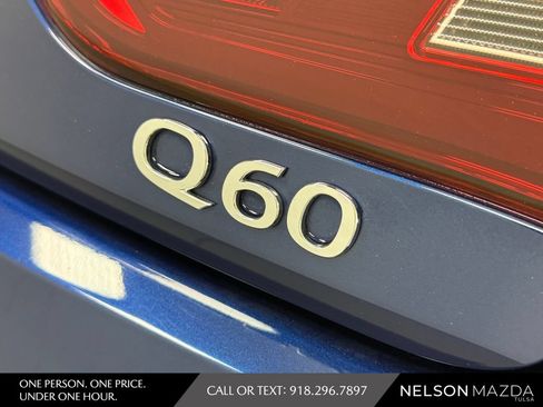 Used 2017 INFINITI Q60 3.0t w/ Cargo Package RWD image 15