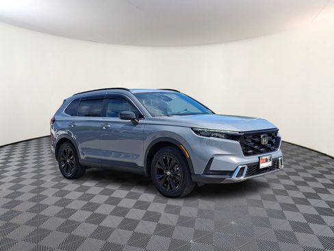 Used 2025 Honda CR-V Sport Touring image 4