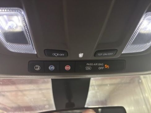 Used 2019 GMC Sierra 1500 SLE w/ Driver Alert Package I AWD/4WD image 29