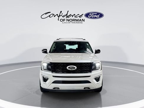 Used 2019 Ford Expedition Platinum AWD/4WD image 2