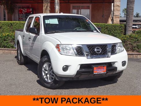 Used 2016 Nissan Frontier SV RWD image 2