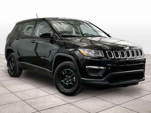 Used 2020 Jeep Compass Sport AWD/4WD image 2