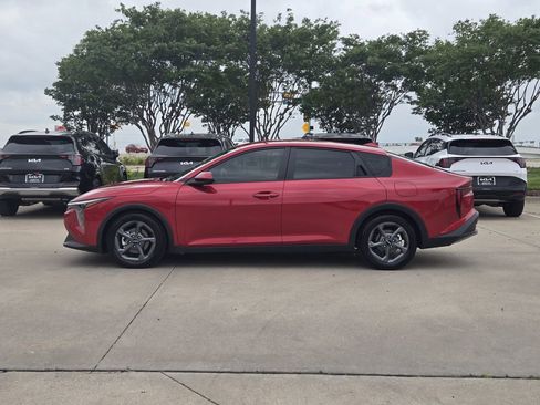 Certified 2025 Kia K4 LXS image 12