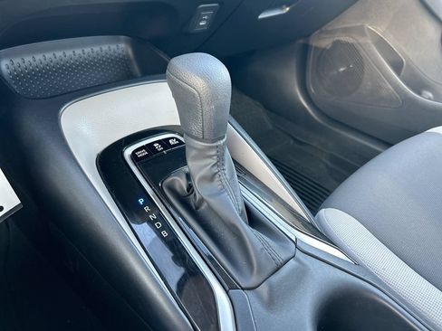 Used 2025 Toyota Corolla LE FWD image 25