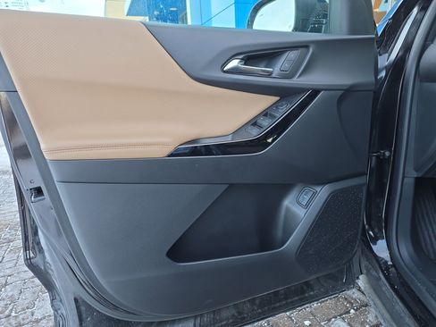 Used 2025 Chevrolet Equinox ACTIV w/ Safety and Technology Package image 15