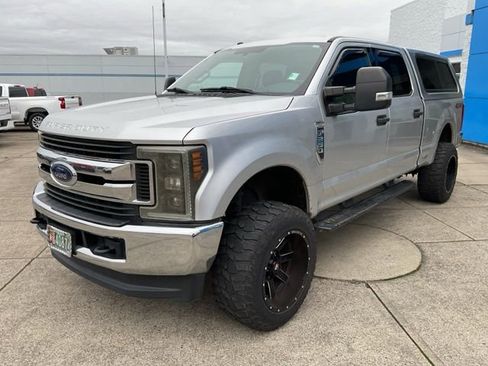 Used 2019 Ford F250 XLT image 4