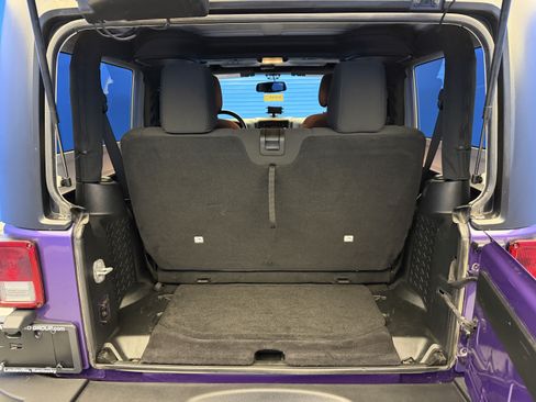 Used 2018 Jeep Wrangler Sport AWD/4WD image 23