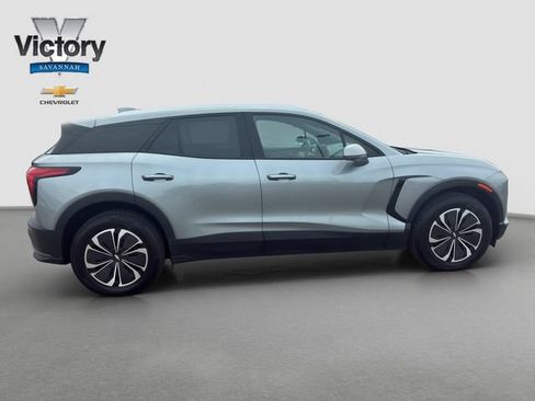 Used 2024 Chevrolet Blazer EV LT AWD/4WD image 8