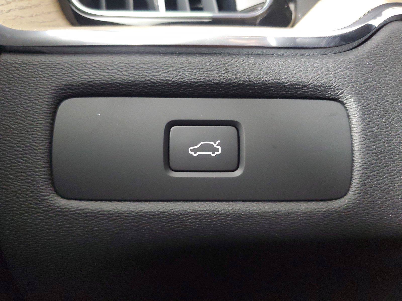 New 2027 Volvo XC60 B5 Core AWD/4WD image 35