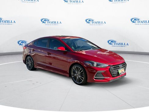 Used 2018 Hyundai Elantra Sport w/ Cargo Package FWD image 7