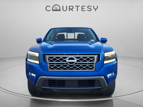 Used 2024 Nissan Frontier SL w/ Technology Package image 8