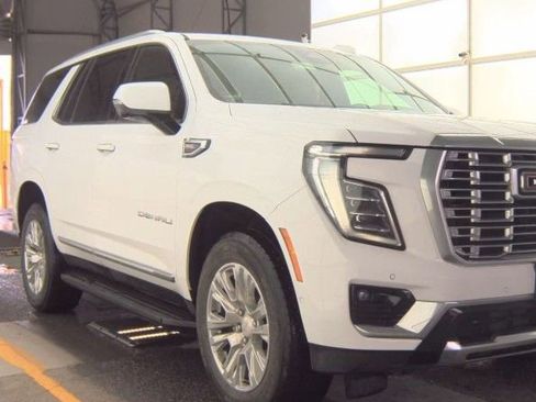 Used 2025 GMC Yukon Denali image 4