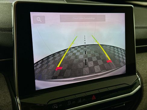 Used 2023 Jeep Compass Latitude image 22