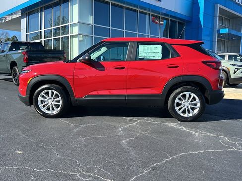 New 2026 Chevrolet TrailBlazer LS image 3