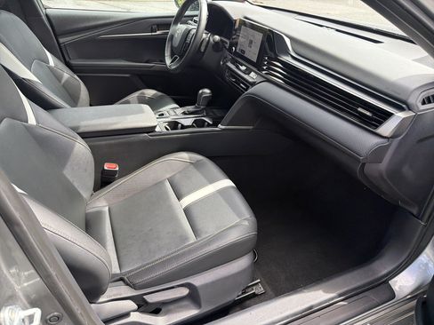 Certified 2025 Toyota Camry SE FWD image 23