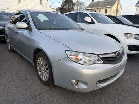 Used 2010 Subaru Impreza 2.5i image 1