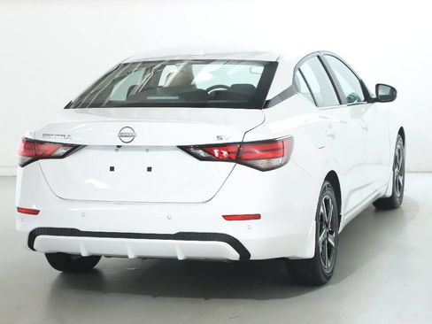 Certified 2024 Nissan Sentra SV FWD image 46