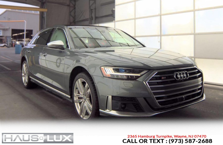 Used 2020 Audi S8 L w/ S8 Executive Package AWD/4WD image 1