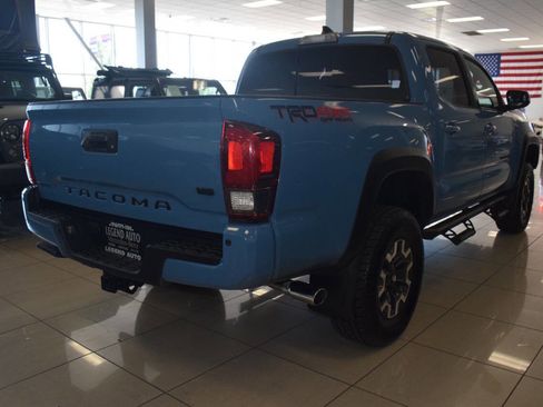 Used 2019 Toyota Tacoma TRD Off-Road w/ Technology Package AWD/4WD image 19
