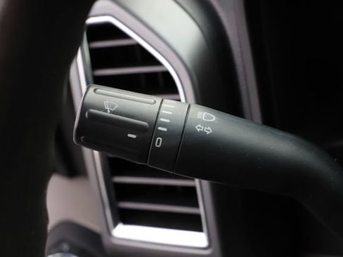 Used 2016 Ford F150 XLT AWD/4WD image 36