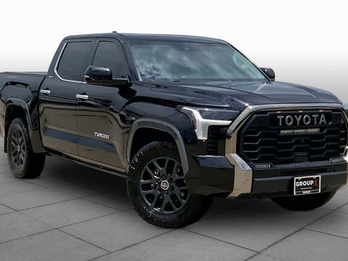 Used 2023 Toyota Tundra Limited w/ Power Package AWD/4WD image 3