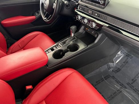 Used 2024 Honda Civic Sport image 32