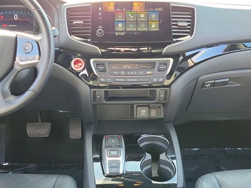 Used 2019 Honda Passport Touring image 30