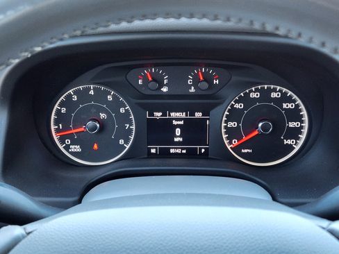 Used 2019 GMC Acadia SLE image 16