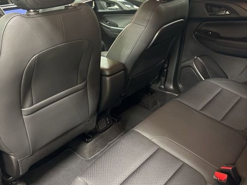 Used 2023 Chevrolet TrailBlazer RS w/ Convenience Package image 21