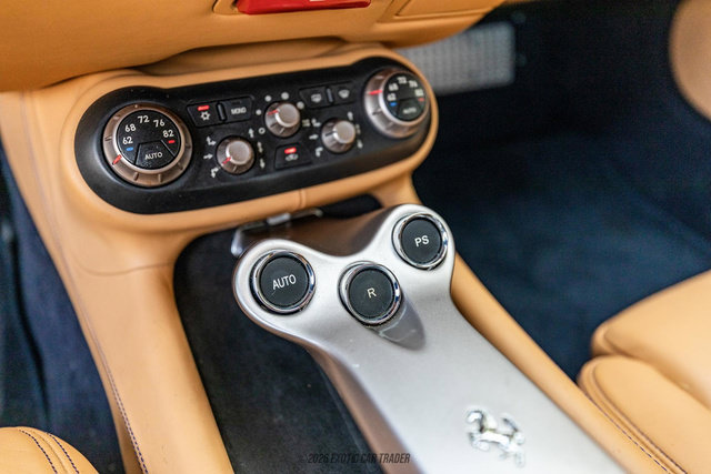 Used 2012 Ferrari California RWD image 35
