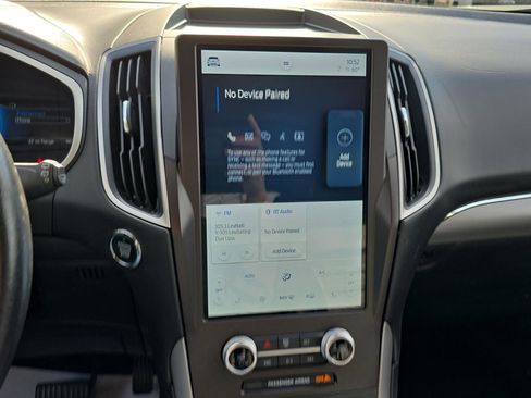 Used 2021 Ford Edge SEL image 17