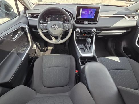 Used 2023 Toyota RAV4 XLE w/ Convenience Package FWD image 6