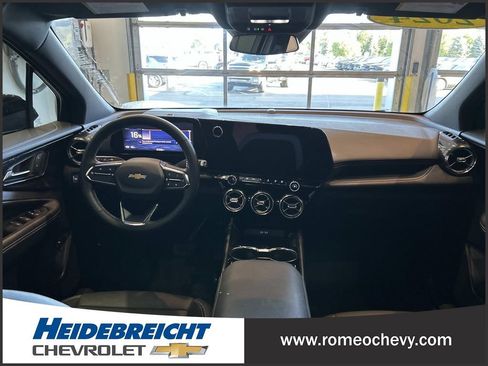 Used 2024 Chevrolet Blazer EV LT AWD/4WD image 16
