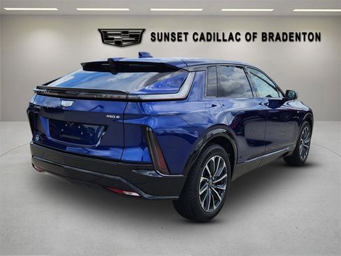 New 2025 Cadillac Lyriq Sport w/ LPO, Floor Liner Package RWD image 7