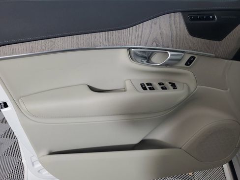 Certified 2024 Volvo XC90 B6 Ultimate w/ Protection Package Premier AWD/4WD image 20