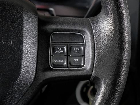 Used 2017 RAM 2500 SLT AWD/4WD image 18