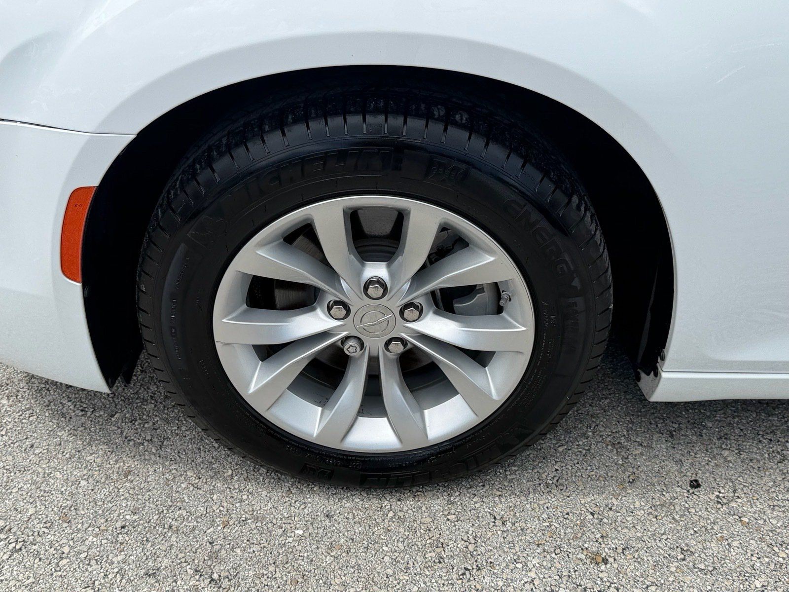Used 2023 Chrysler 300 Touring RWD image 19