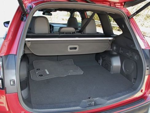 Used 2025 Subaru Forester Limited AWD/4WD image 34