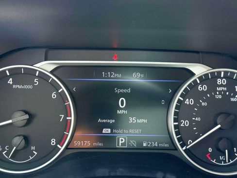 Used 2024 Nissan Sentra SV FWD image 21