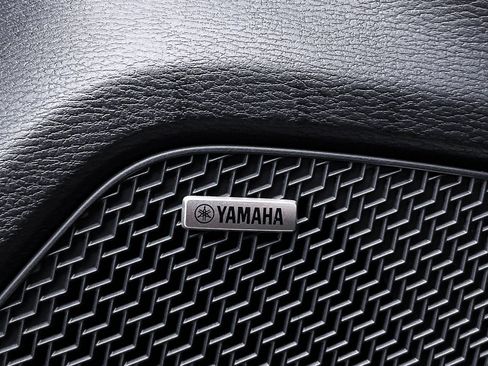 New 2025 Mitsubishi Outlander ES image 11