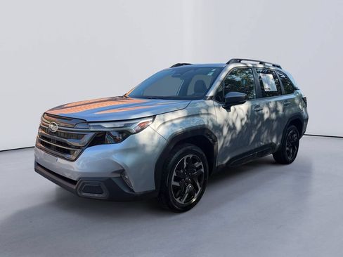 Used 2026 Subaru Forester Limited AWD/4WD image 7