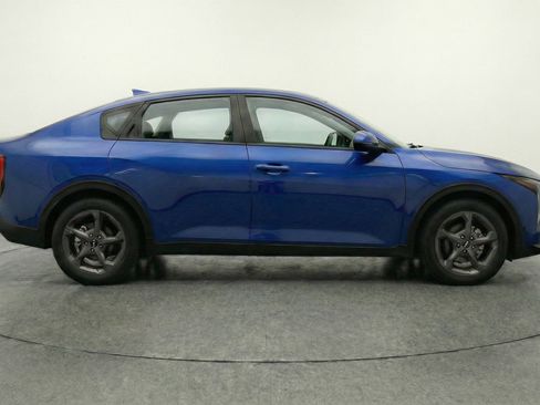 Used 2025 Kia K4 FWD image 11