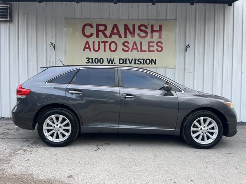 Used 2009 Toyota Venza image 2