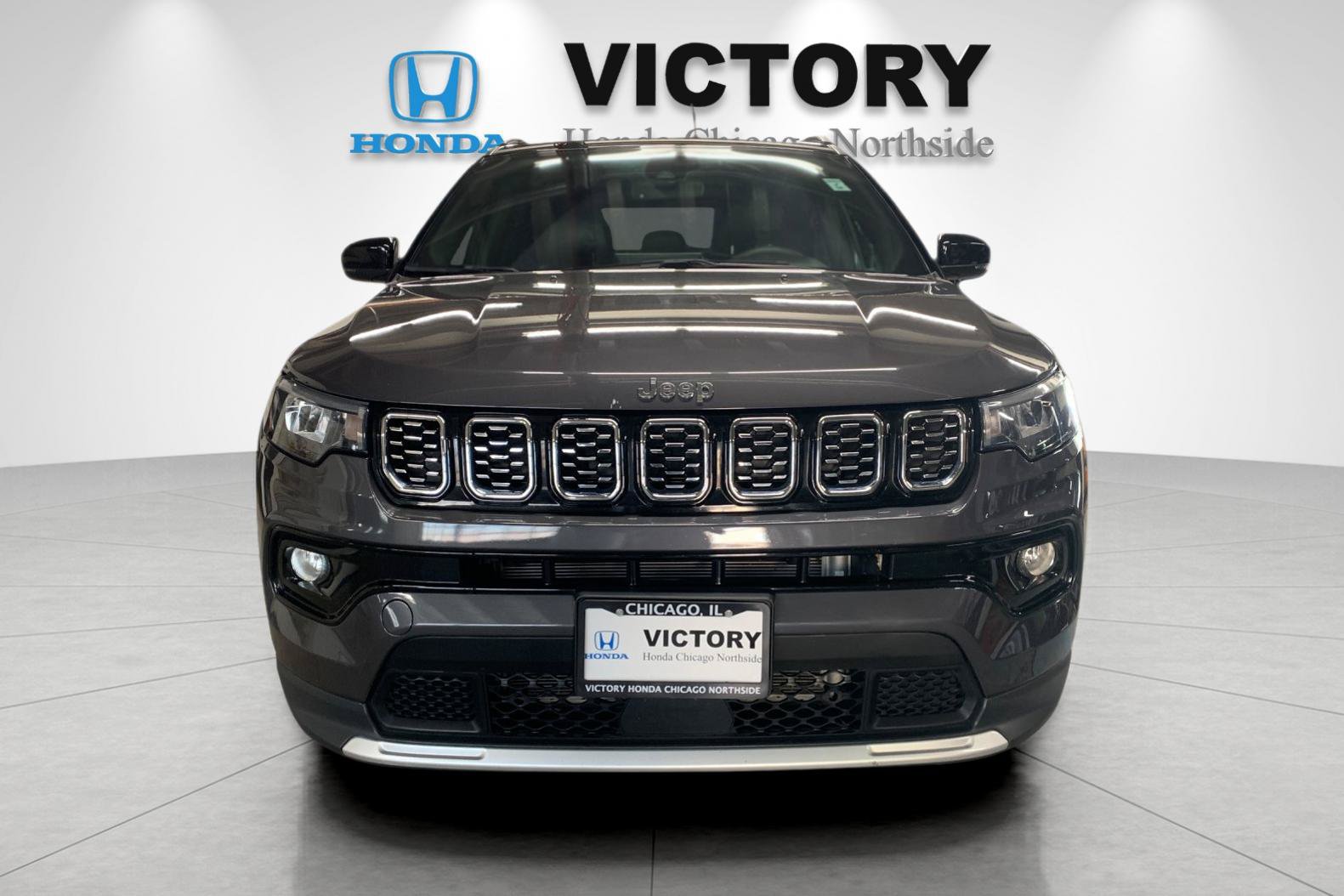 Used 2024 Jeep Compass Limited AWD/4WD image 8