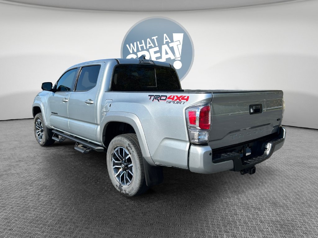 Used 2023 Toyota Tacoma TRD Sport w/ Technology Package AWD/4WD image 6