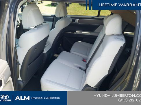 New 2026 Hyundai Santa Fe SE image 16